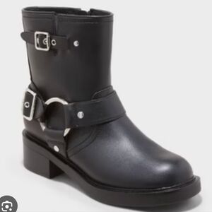 Universal Thread faux-leather ankle boots with harness buckle, side zip, Size 11